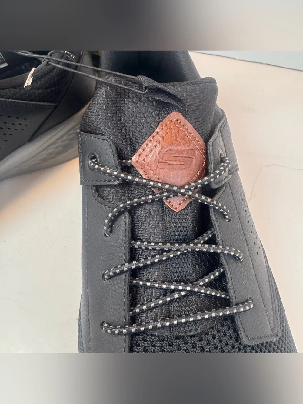 Men's Skechers, Relaxed Fit: Slade - Breyer Sneaker 210892-BKGY Black Gray Knit